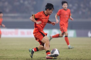 星空体育下载-董路：邝兆镭在西班牙拿不到参赛证，将回国加盟深圳新鹏城