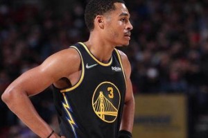 星空体育在线网页版-勇士憾负 在太阳防守组头上摘走38分普尔没输