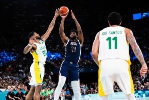 星空体育在线网页版-“最弱一环”迎来爆发！恩比德强势反弹半场打卡下班