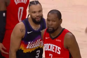 星空体育下载-恩怨太多？火记：这是火箭本赛季垃圾话场面最多的一场