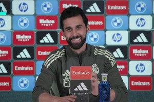 阿韦洛亚：姆巴佩会进大名单；希望明天球迷支持我们