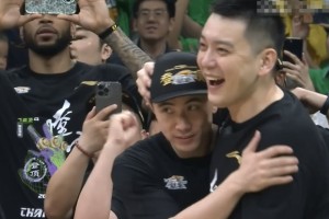 星空体育app下载-杨鸣下课，最大输家只有一个！这次恐怕辽篮谁来都留不住赵继伟了